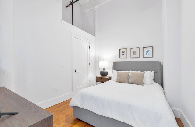 Landing | Modern 2BD, Gym, Yoga Studio