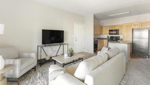 Landing Modern Apartment with Amazing Amenities (ID1256X519)
