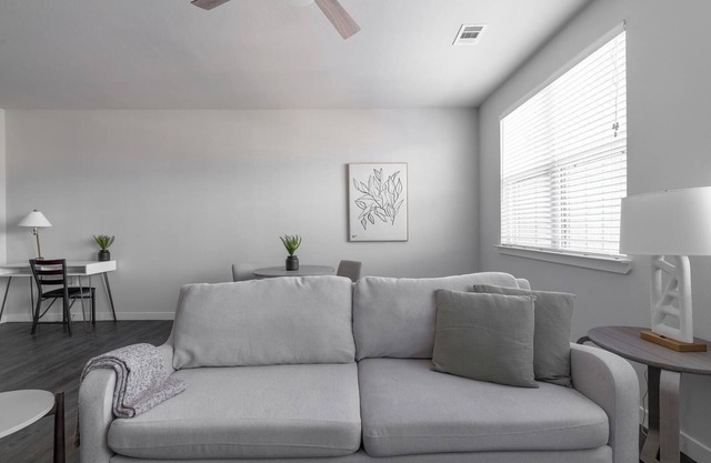Landing | Spectacular 1BD, Gym, Courtyard