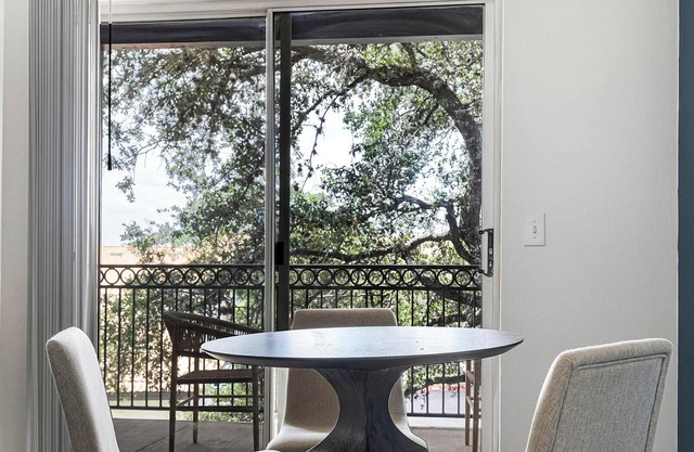 Landing | Spectacular 1BD, Gym