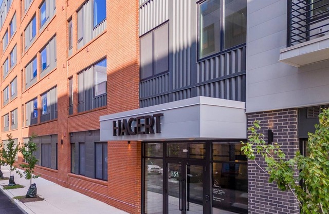 Landing | Stunning 1BD, Clubhouse, Rooftop Lounge