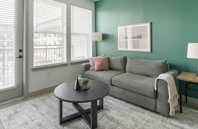 Landing | Stunning 1BD, Pool, Clubhouse