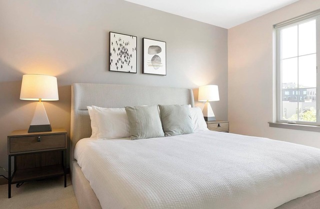 Landing at Bridgetown Lofts - 1 Bedroom in Northwest Portland