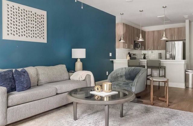 Landing | Stylish 1BD, Rooftop Lounge, Pool