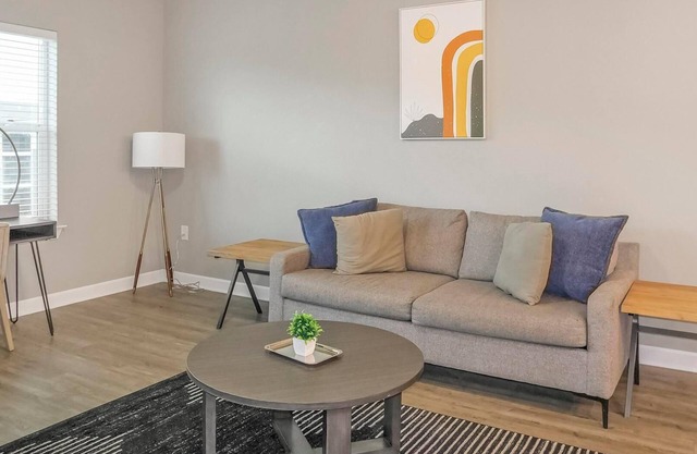 Landing | Stylish 1BD, Yoga Studio, Pool