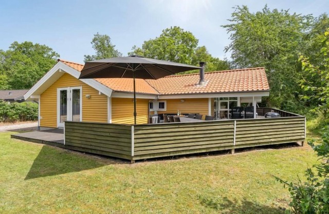 "Landuin" - 230m from the sea by Interhome