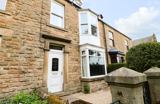 LANGLANDS, pet friendly, with open fire in Middleton-In-Teesdale