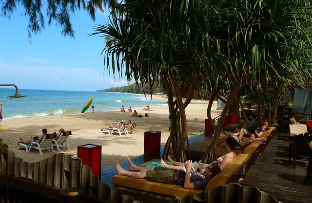 Lanta Castaway Beach Resort