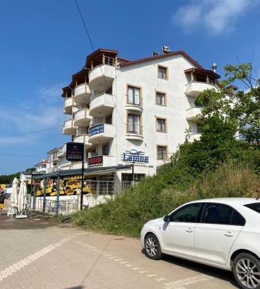 Lapina Suite & Restaurant