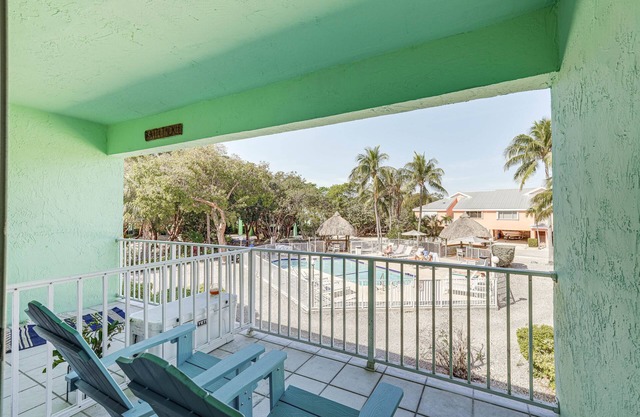 Laptop-Friendly Key Largo Condo w/ Pool View!