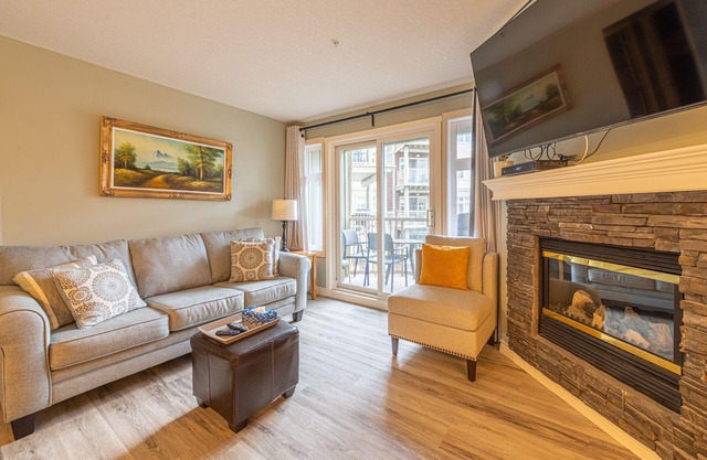 Large 1 Bedroom Suite (4 person)