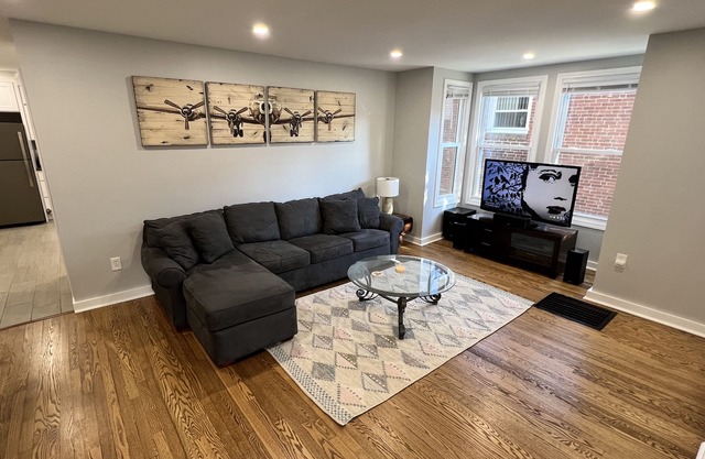 Large 1st floor of duplex in town center