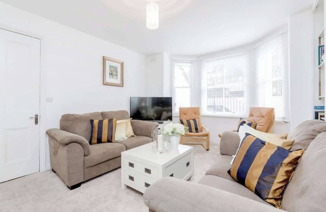 Large 2bed/1.5bath with garden in Oval/Vauxhall