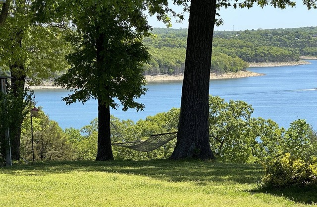 Large,3 Bdrm, Lake View/Access Home w/ Rustic/Modern Charm, Resort Amenities