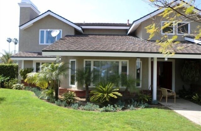Large 4 BD/ 3 BA Back Bay Family Living, Beach and Shopping