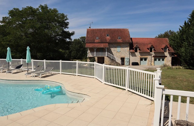 Großes 5 Schlafzimmer Haus in Parisot, Tarn et Garonne mit 15m Pool