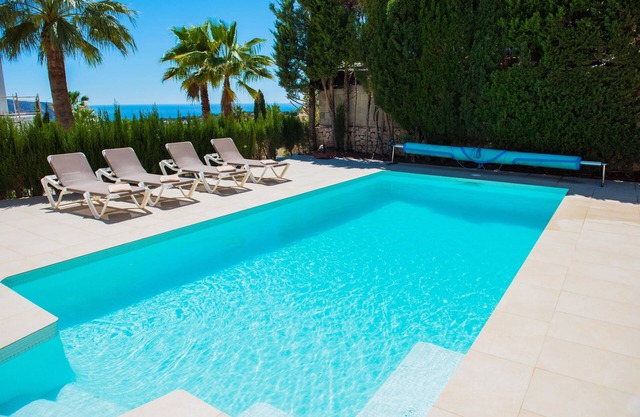 Grosse und komfortable Villa in Moraira, Costa Blanca, Spanien mit privatem Pool für 10 Personen