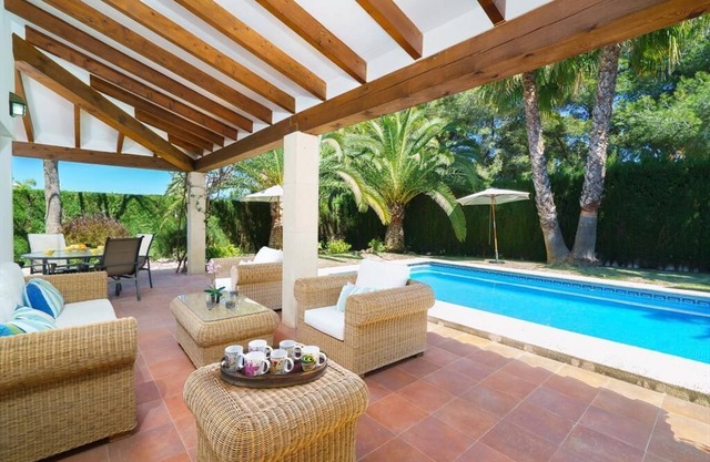 Grosse und komfortable Villa in Javea, Costa Blanca, Spanien mit privatem Pool für 4 Personen