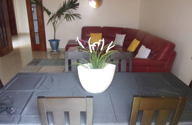 Großes Apartment in Mbao