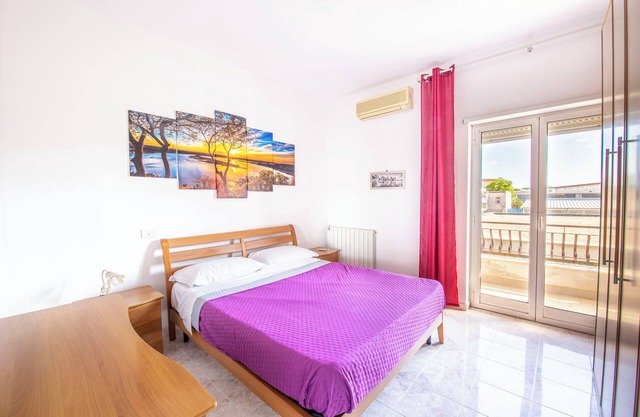 Large apartment near Ciampino airport