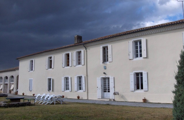 Large apartment, south-facing view