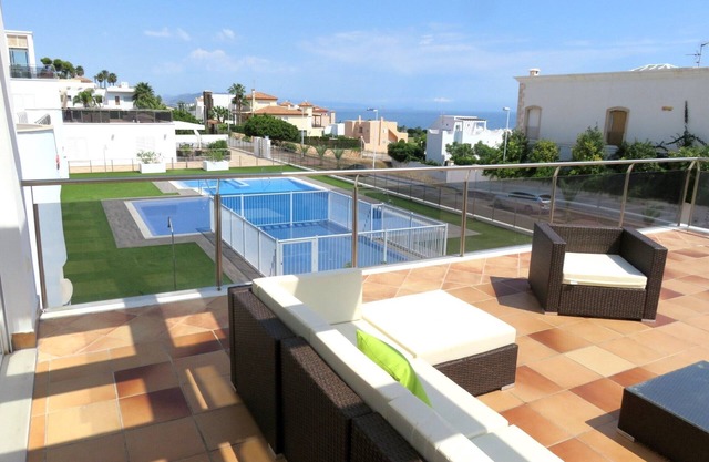 Large apartment with WIFI, huge terrace and Communal Swimming Pool