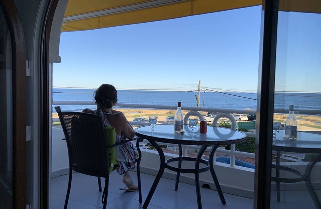 Großes Apartment mit herrlichem Blick auf das Mittelmeer.
