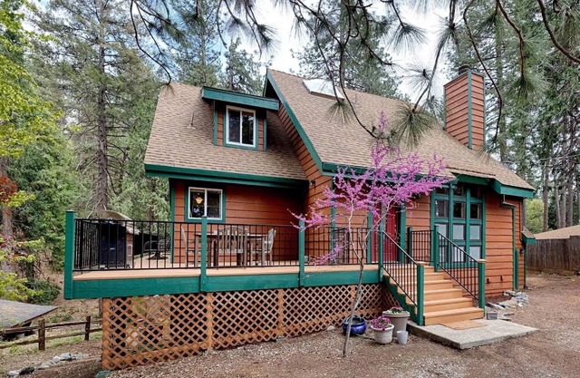 Large Cabin near Rollins Lake & American River