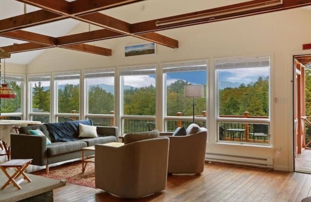 Large Catskill Mountains/Hudson Valley country house, 25 miles to Hunter Skiing