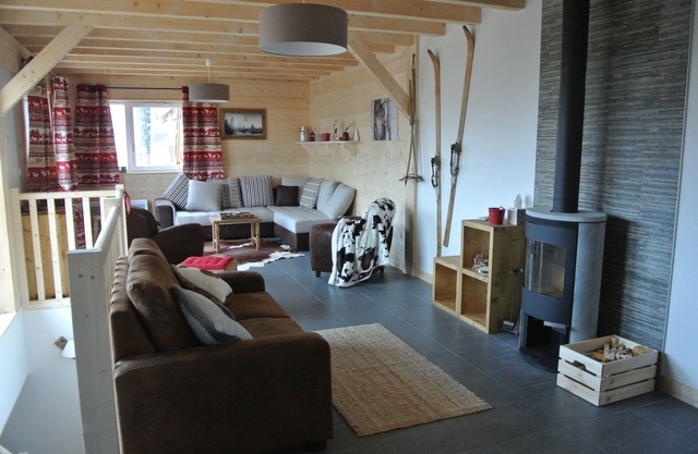 GROSSES CHALET IM HERZEN DES RESORTS, SKI ZU FUSS, FÜR 15 PERSONEN 4 ****