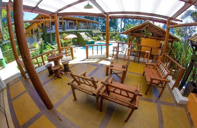 Großer charmanter Ort inmitten des Atlantischen Waldes, 70 km von São Paulo entfernt