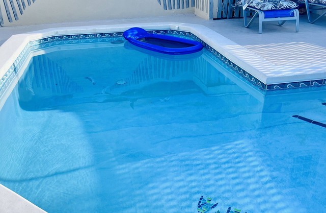 Large Condo on Cable Beach tourist strip - unit 3