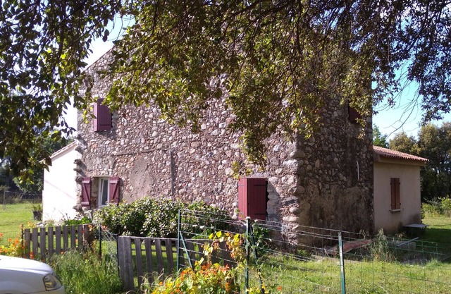 Große freistehende Villa