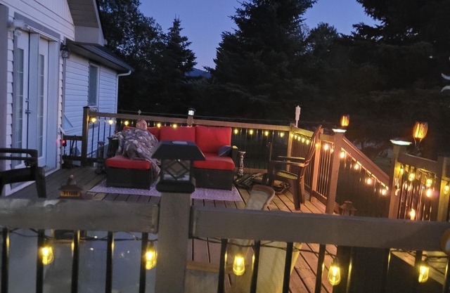 Large Fam Friendly Home - Hot Tub- Air Conditioning - Game Room - Child Friendly
