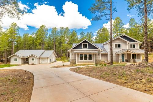 Large Flagstaff Home with Guest House