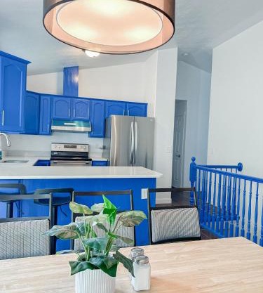 Large Home Near SLC Airport And Downtown