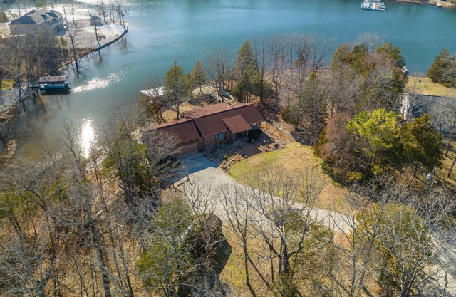 Large Lake Home w Dock - Pet Friendly - Wake Lake