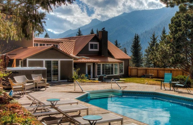 Luxurious Mountain Home @ Basis von Pikes Peak -XL Whirlpool w / Panoramablick mtn