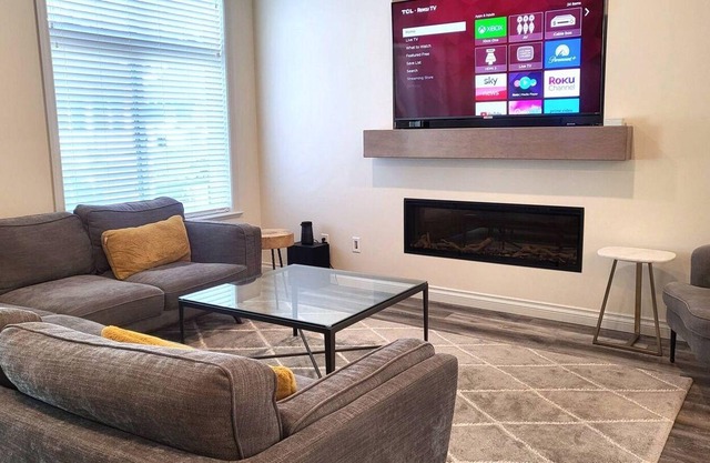 Large Modern Home at the Cottages #54
