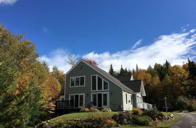 Großes, modernes Haus mit schöner Aussicht in den White Mountains von NH