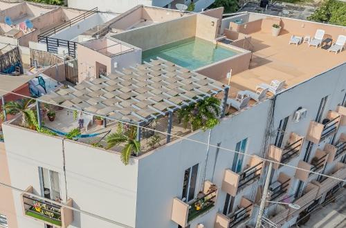Large Penthouse , private terrace