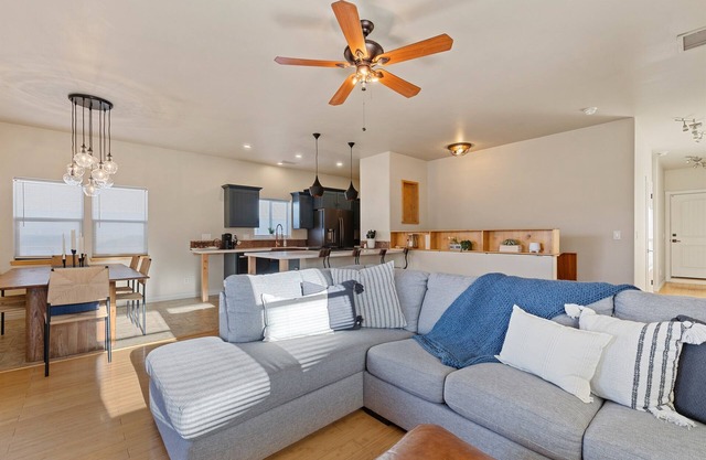 Large Private Home in Jerome, AZ w/ Full Kitchen