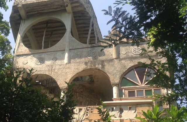 Großes, privates, modernes Steinhaus in kleinem Mayadorf. In der Nähe von Valladolid.