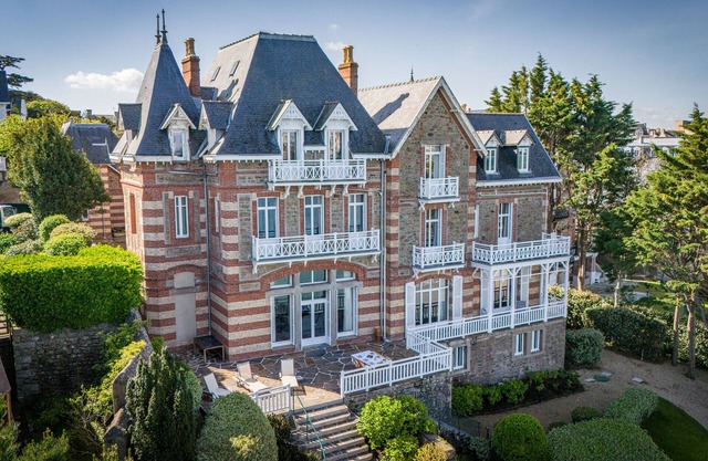 Großes Familienhaus am Strand