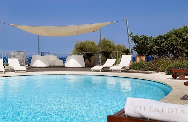 Large seaview villa a short walk from the beach, restaurants, tennis, marina