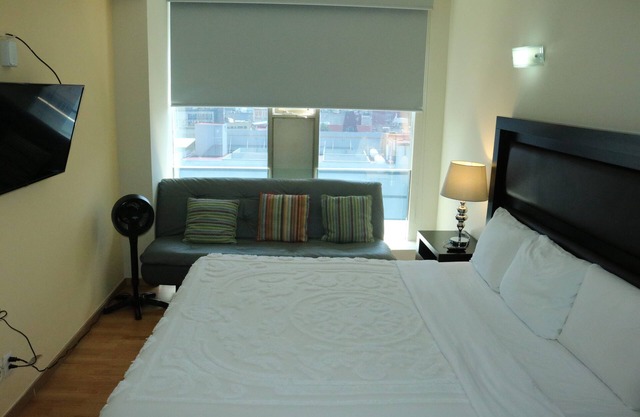 Large & Spacious 3 BDRM 809