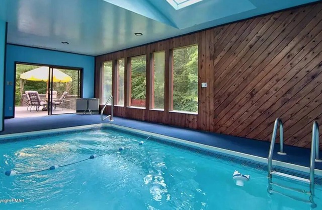 Large Spacious Pocono Manor w/ Indoor Pool, Theatre, Game Room, Loft, Firepit
