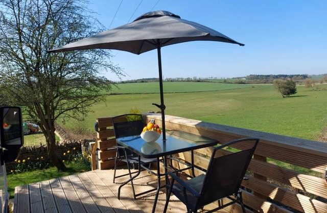 Large Static Motorhome-Stunning Countryside Views