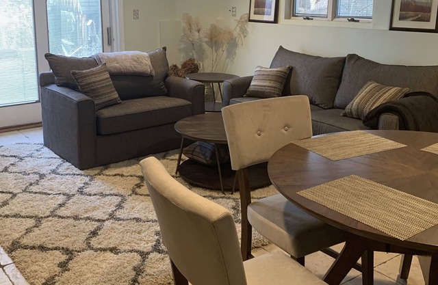 Large studio in house with full privacy