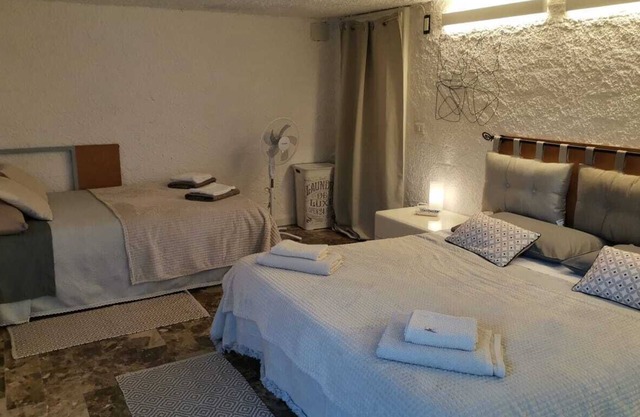 Large villa with fenced garden between Tuscany and Liguria, perfect for groups